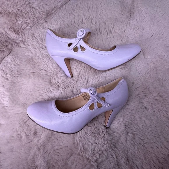 7 1/2 - Picture 3 of 7